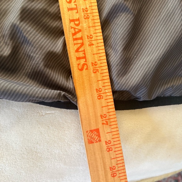 Men's Lost windbreaker. Black and grey. Size Med.      1101 - Picture 6 of 9